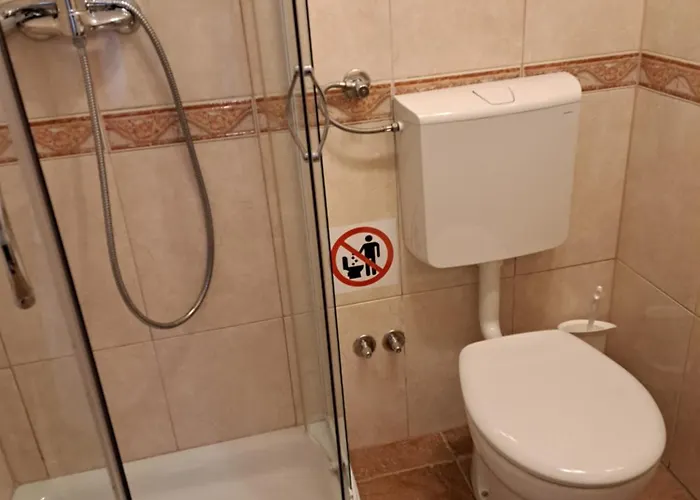 Kristijan דירה *